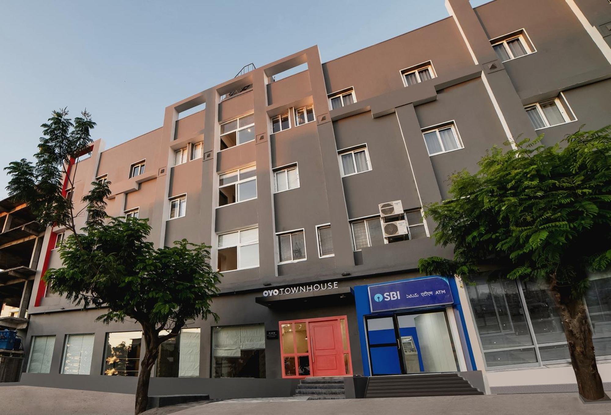 Townhouse Ss Aero Prime Hotel Shamshabad Exterior foto