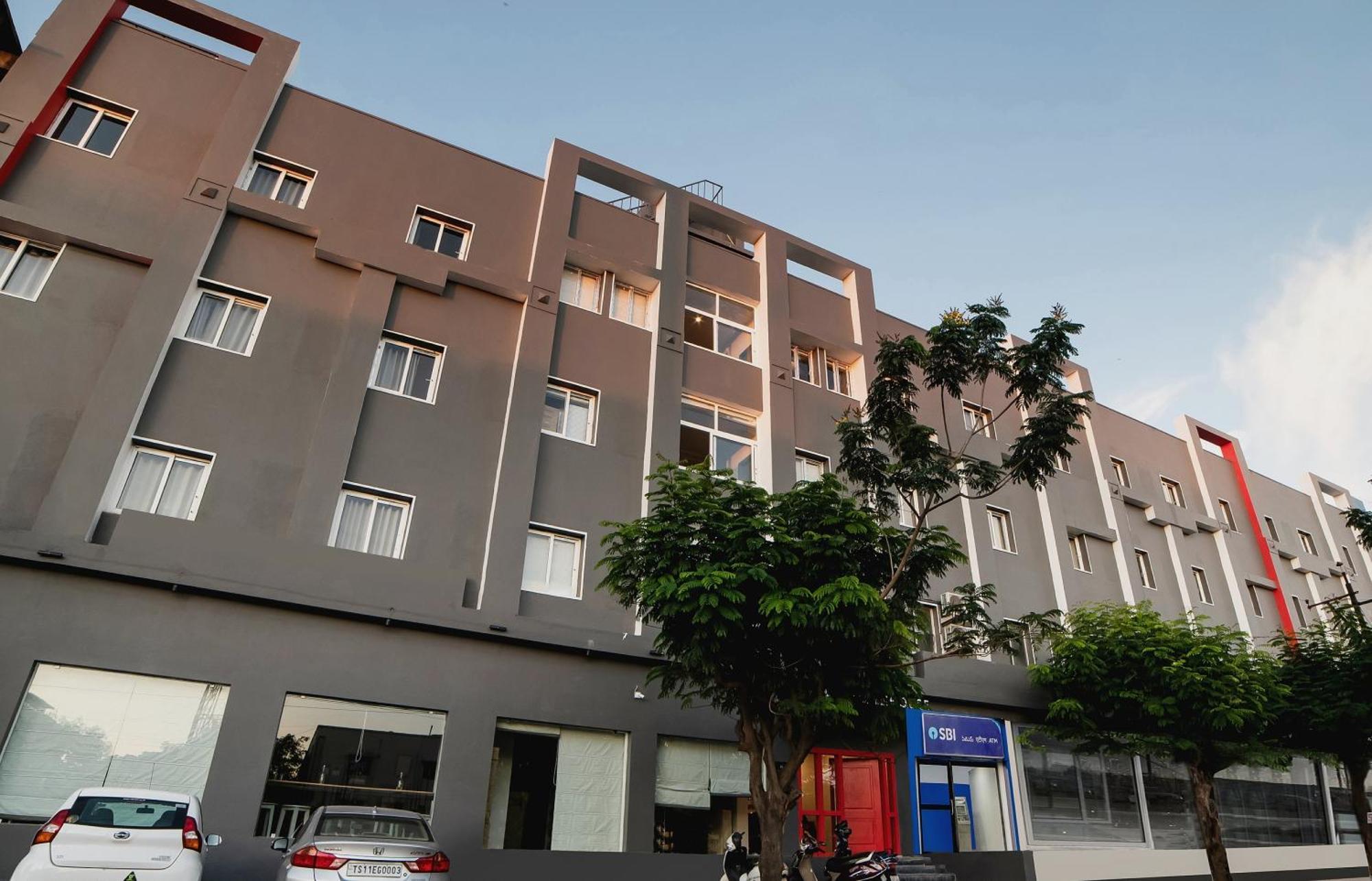 Townhouse Ss Aero Prime Hotel Shamshabad Exterior foto