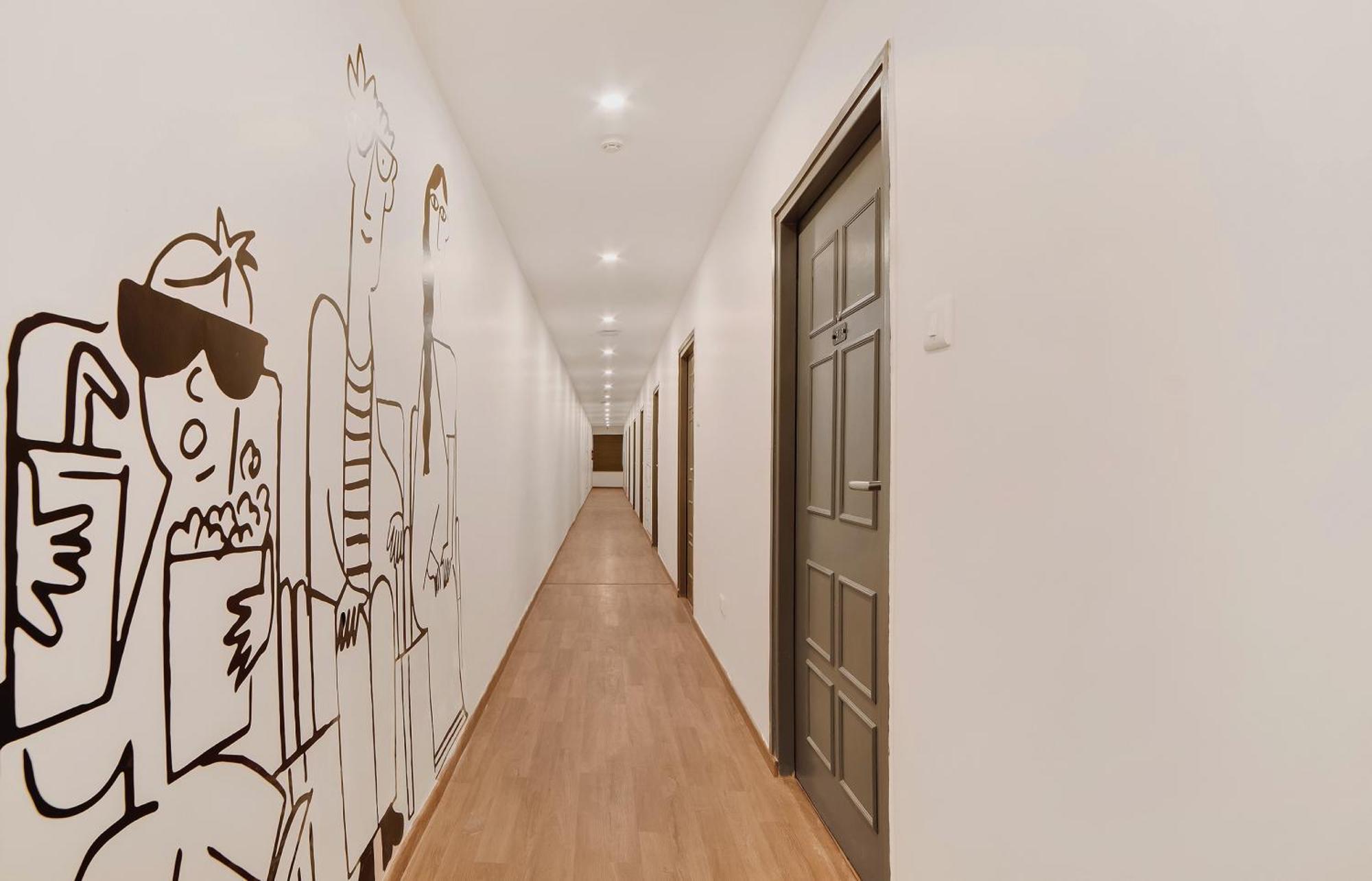 Townhouse Ss Aero Prime Hotel Shamshabad Exterior foto